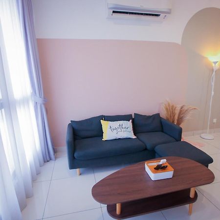 Econest Apartment By The One - Educity Nusajaya 누사자야 외부 사진
