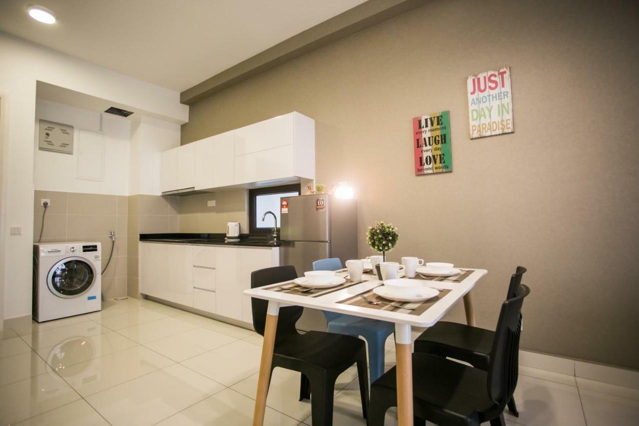 Econest Apartment By The One - Educity Nusajaya 누사자야 외부 사진